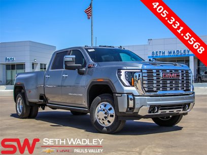 New 2025 GMC Sierra 3500 Denali w/ Denali Reserve Package