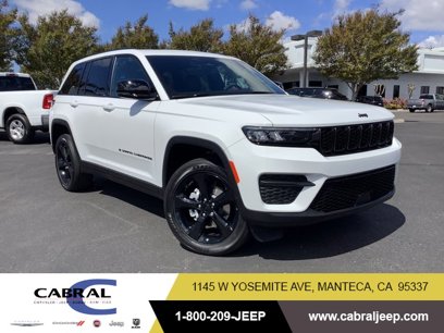 New 2025 Jeep Grand Cherokee Altitude