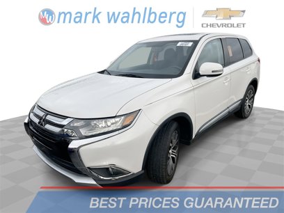 Used 2017 Mitsubishi Outlander SE