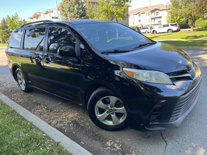 Used 2018 Toyota Sienna LE