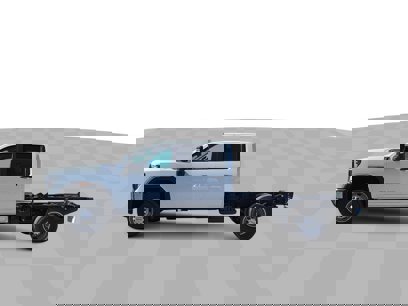 New 2025 GMC Sierra 3500 Pro w/ Convenience Package