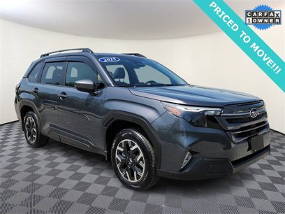 Used 2025 Subaru Forester Premium w/ Convenience Package #1