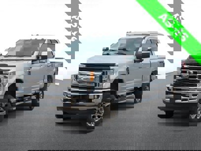 Used 2017 Ford F250 XLT w/ XLT Premium Package