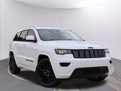 Used 2018 Jeep Grand Cherokee Altitude