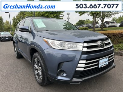 Used 2017 Toyota Highlander LE
