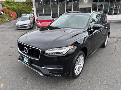 Used 2016 Volvo XC90 T6 Momentum w/ Momentum Plus Package