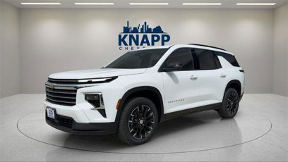 New 2025 Chevrolet Traverse LT w/ Sun and Wheel Package