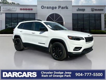 Used 2023 Jeep Cherokee Altitude Lux