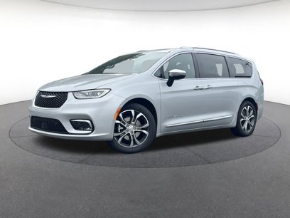New 2026 Chrysler Pacifica Pinnacle