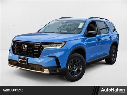 New 2025 Honda Pilot TrailSport