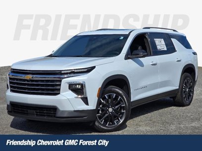 New 2026 Chevrolet Traverse LT w/ Sun and Wheel Package