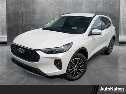 New 2025 Ford Escape SE w/ PHEV Premium Package