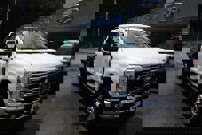 New 2025 Ford F350 XL w/ XL Chrome Package