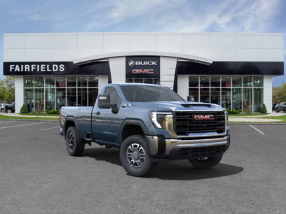 New 2025 GMC Sierra 3500 Pro w/ Convenience Package