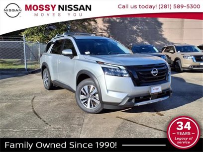 New 2025 Nissan Pathfinder SL w/ Black Appearance Package