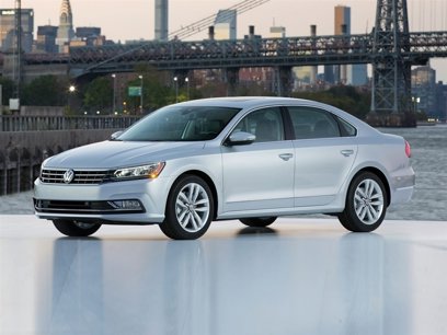 Used 2017 Volkswagen Passat 1.8T SE