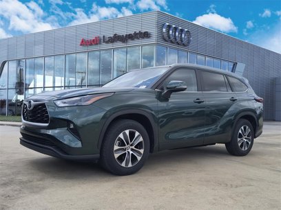 Used 2024 Toyota Highlander XLE