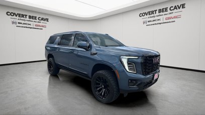 New 2025 GMC Yukon XL Denali w/ Sun & Power Step Package
