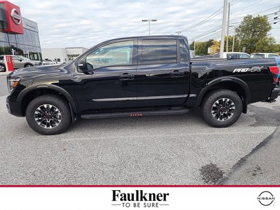 New 2024 Nissan Titan PRO-4X w/ Pro-4x Convenience Package