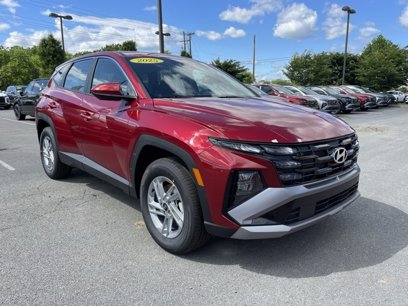 New 2025 Hyundai Tucson SE