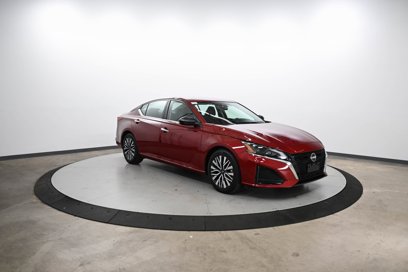 Used 2024 Nissan Altima 2.5 SV