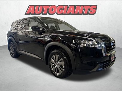 New 2025 Nissan Pathfinder S