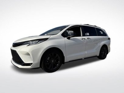 Used 2025 Toyota Sienna XSE