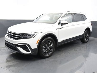 Used 2024 Volkswagen Tiguan SE