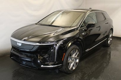 Used 2025 Cadillac Optiq Luxury 2 w/ LPO, Floor Liner Package