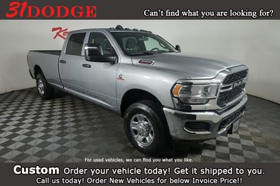 New 2024 RAM 3500 Tradesman w/ Chrome Appearance Group