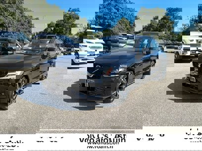 New 2024 Volvo S60 B5 Core w/ Climate Package