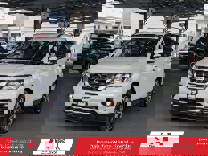 Used 2018 Nissan Pathfinder SL