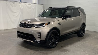 New 2025 Land Rover Discovery Dynamic SE