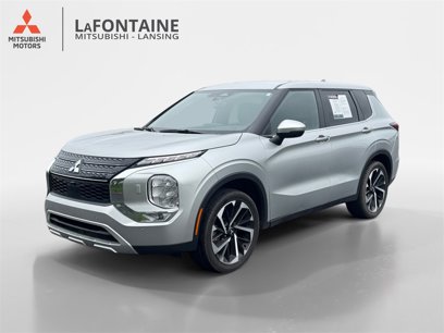 Used 2023 Mitsubishi Outlander SE