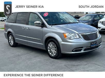 Used 2016 Chrysler Town & Country Touring-L w/ Driver Convenience Group