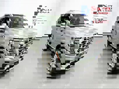 New 2025 GMC Yukon Denali w/ Sun & Power Step Package