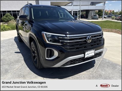 New 2025 Volkswagen Atlas Peak Edition SE