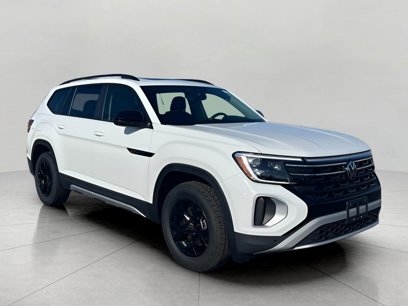 New 2025 Volkswagen Atlas Peak Edition SE