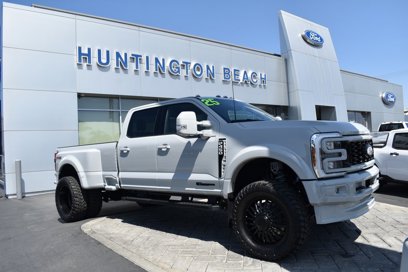 Used 2025 Ford F450 Lariat w/ FX4 Off-Road Package