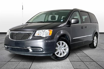Used 2016 Chrysler Town & Country Touring