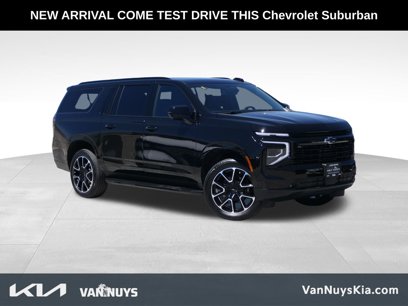 Used 2025 Chevrolet Suburban RST