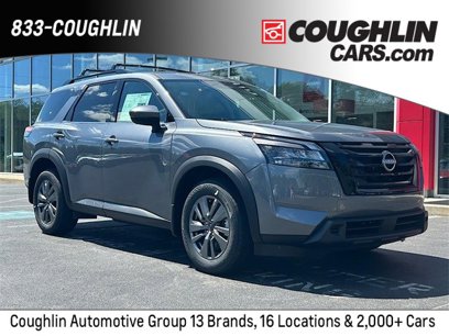 New 2025 Nissan Pathfinder SV w/ Black Appearance Package
