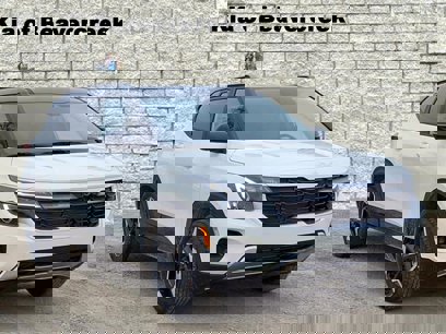 New 2025 Kia Seltos S