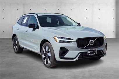 New 2025 Volvo XC60 T8 Plus w/ Protection Package Premier