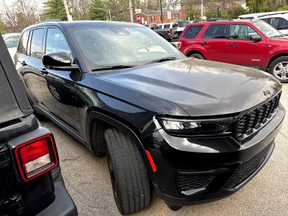 Used 2023 Jeep Grand Cherokee Altitude