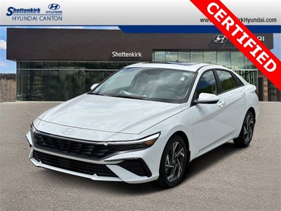 Used 2024 Hyundai Elantra SEL w/ Convenience Package