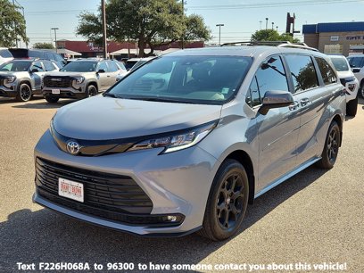 Used 2025 Toyota Sienna XLE Woodland Edition