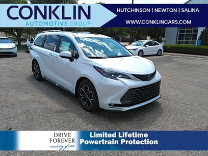 New 2025 Toyota Sienna Platinum