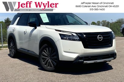 Used 2024 Nissan Pathfinder SL w/ SL Premium Package