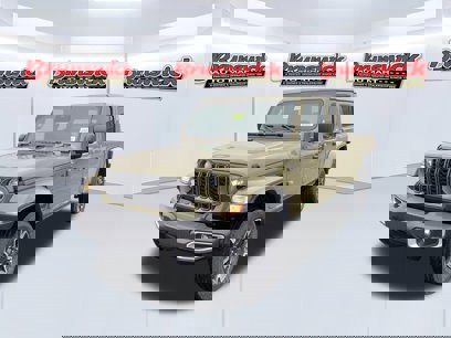 New 2025 Jeep Gladiator Sport w/ Premium Package
